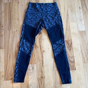 Lululemon Mesh paneled leggings